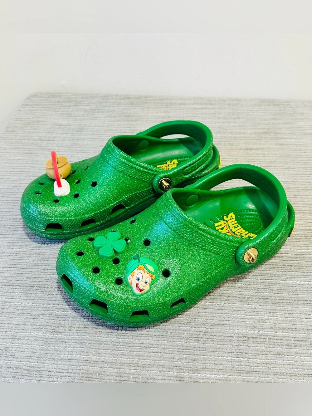 CROCS classic clog